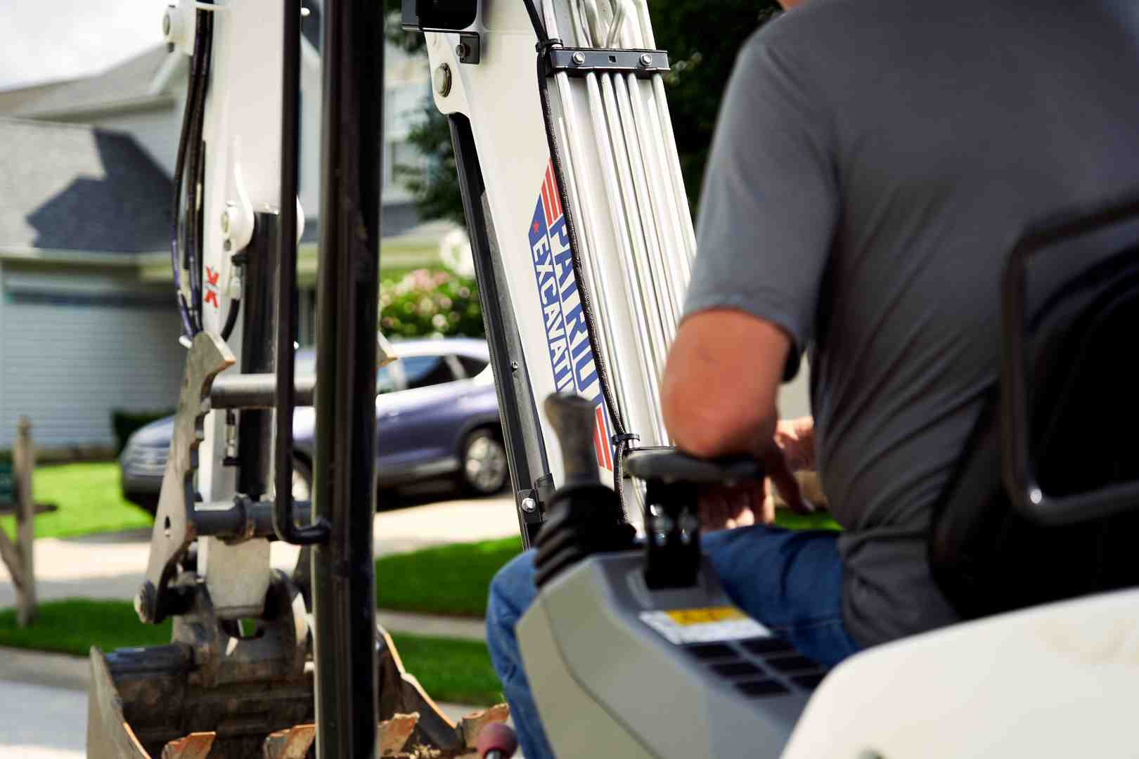 excavating contractor